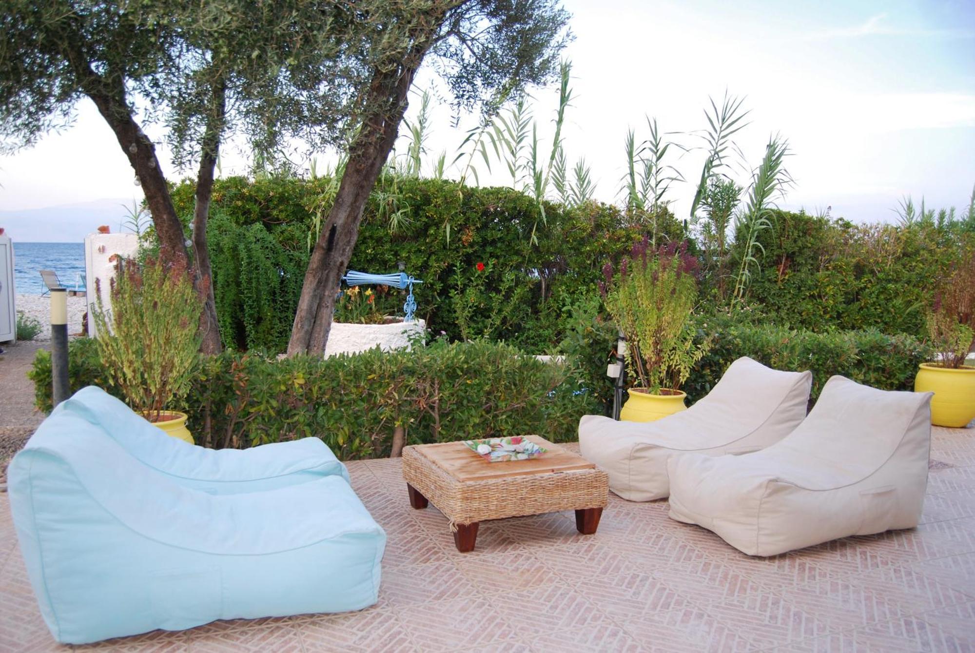 Villa Akrata Esterno foto