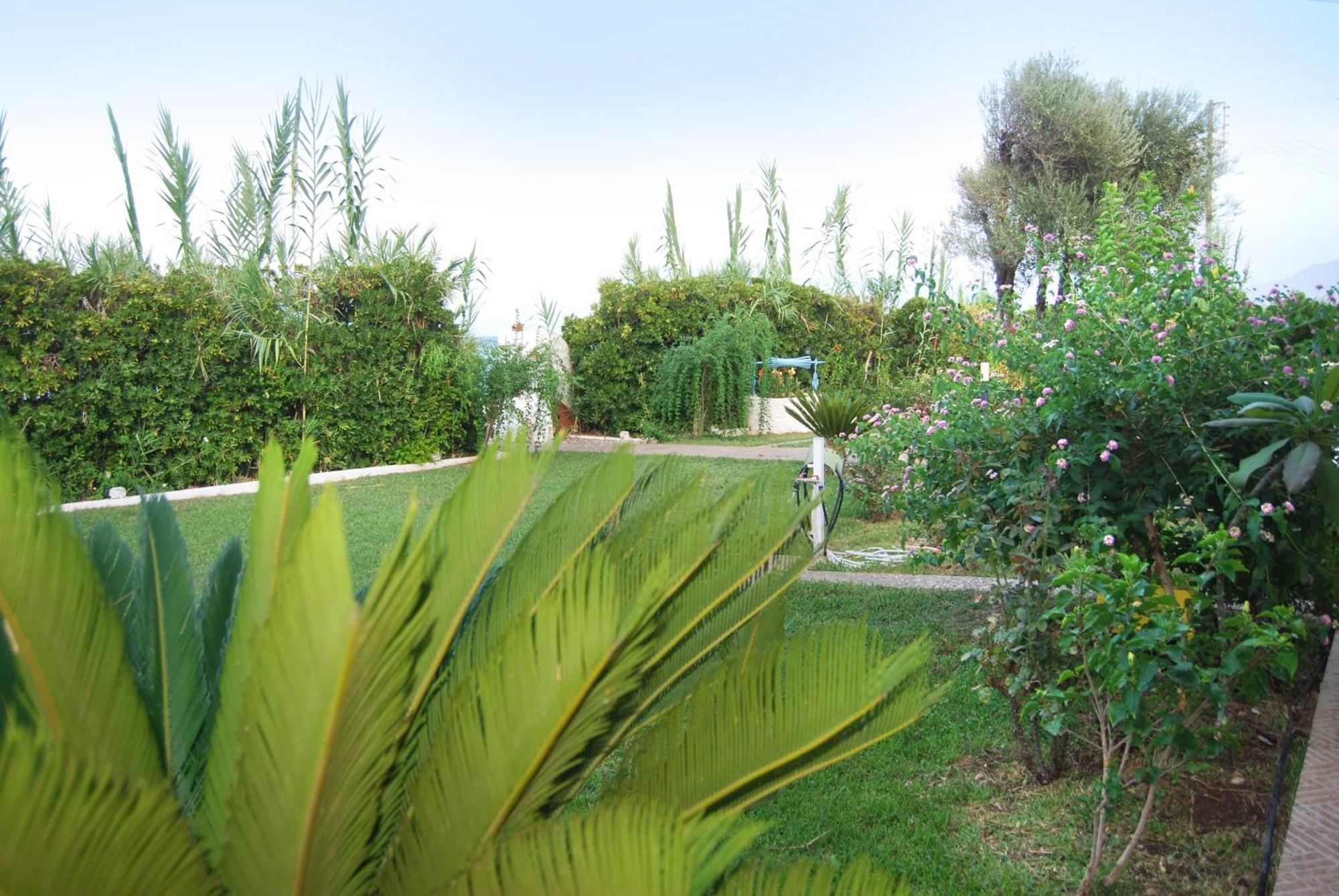 Villa Akrata Esterno foto