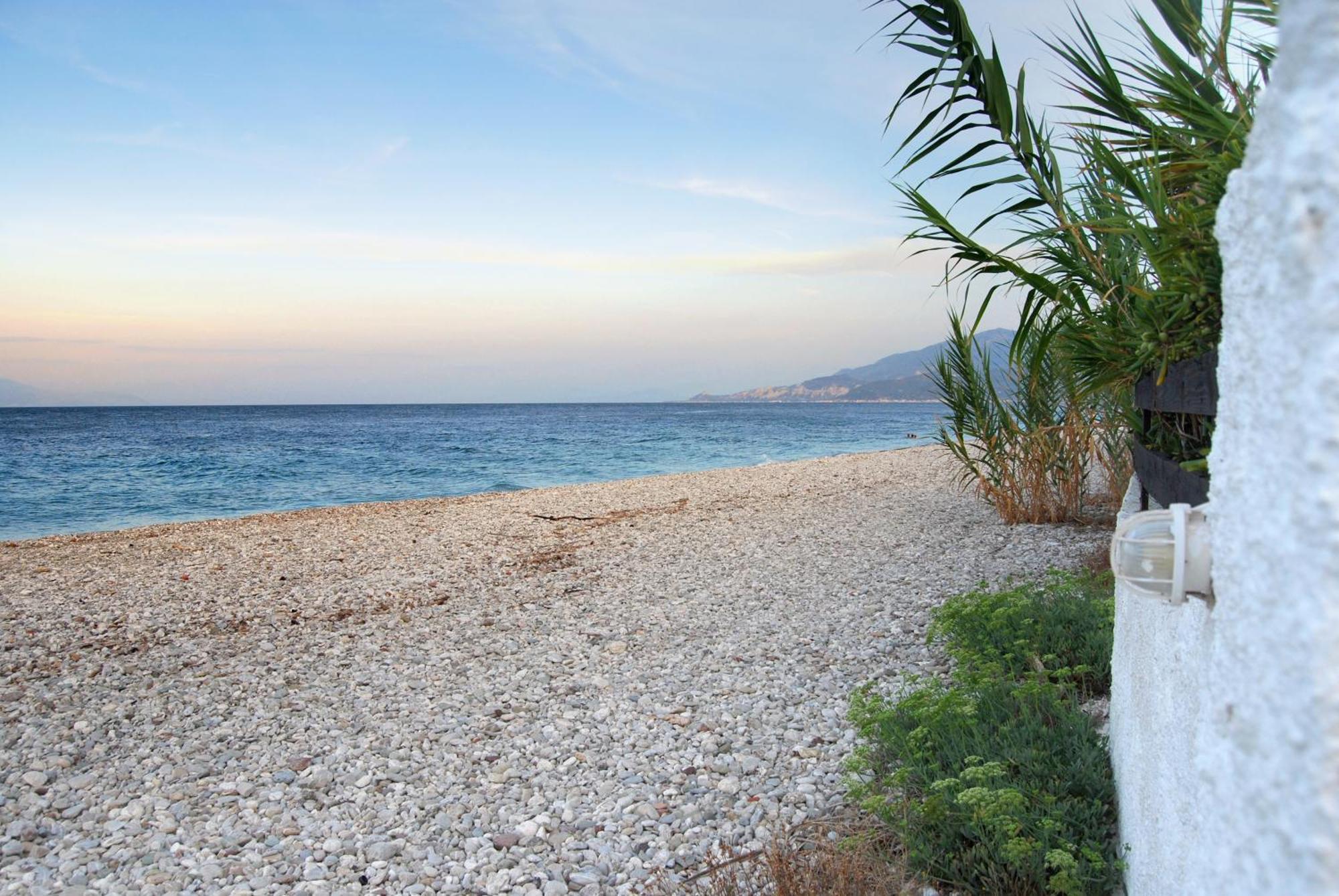 Villa Akrata Esterno foto