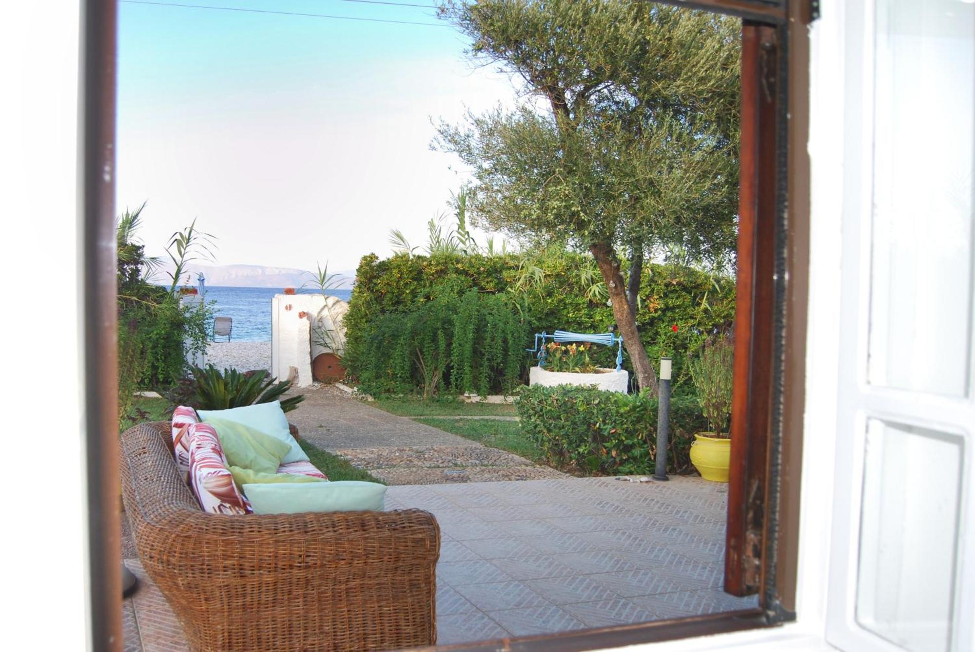 Villa Akrata Esterno foto